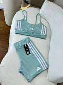 Conjunto adidas queridinho